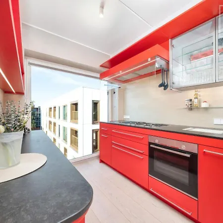 Top-floor 97m2 2br - Balcony - 2 Parking Spaces * Reval