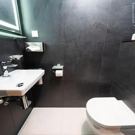 Top-floor 97m2 2br - Balcony - 2 Parking Spaces Apartment Reval